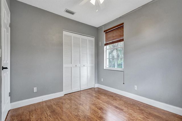 11567 N Open Ct, Cooper City, FL 33026