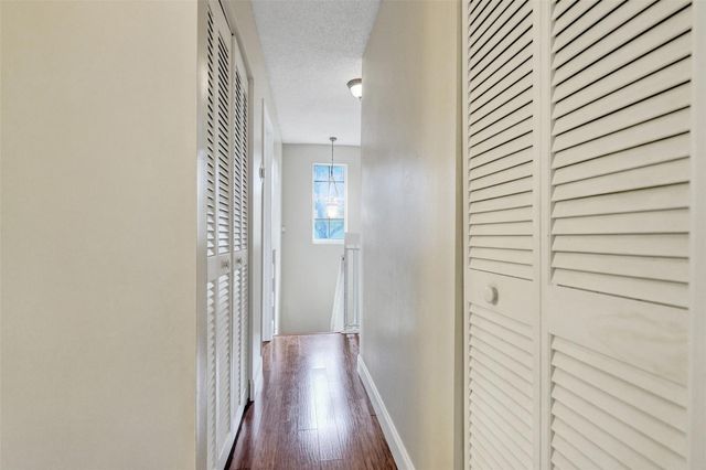 11567 N Open Ct, Cooper City, FL 33026