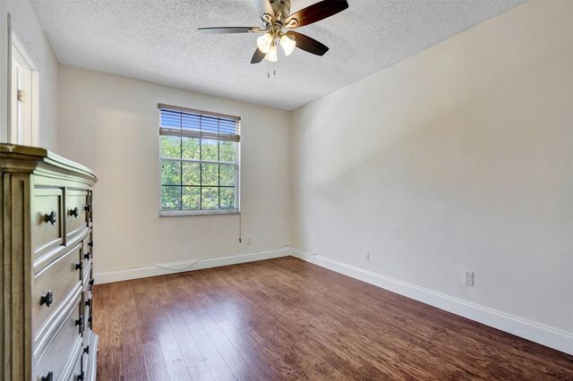 11567 N Open Ct, Cooper City, FL 33026