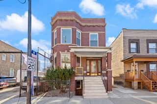 2741 W Belmont Avenue 1, Chicago, IL 60618