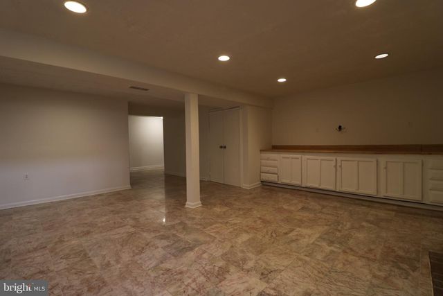 6584 BERMUDA GREEN CT, Alexandria, VA 22312