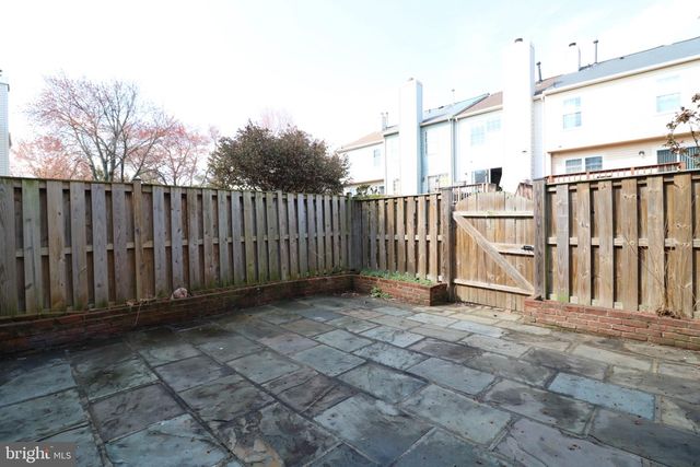 6584 BERMUDA GREEN CT, Alexandria, VA 22312