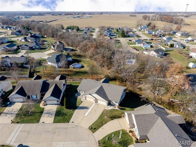 4507 Elk Meadows Lane, Smithton, IL 62285