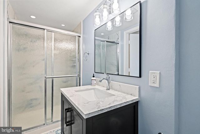 3581 HAMLET PL, Chevy Chase, MD 20815