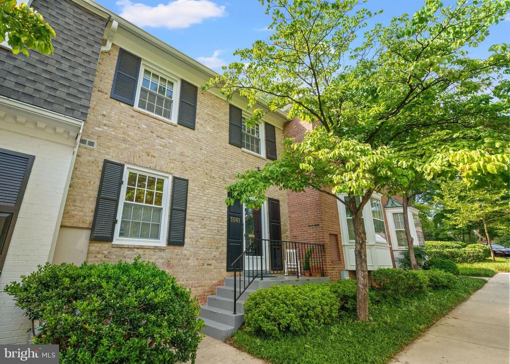 3581 HAMLET PL, Chevy Chase, MD 20815