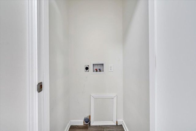 453 Howard DR, Salem, VA 24153