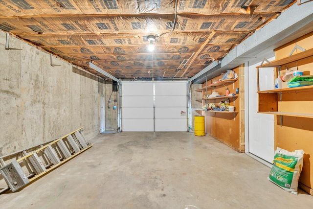 453 Howard DR, Salem, VA 24153