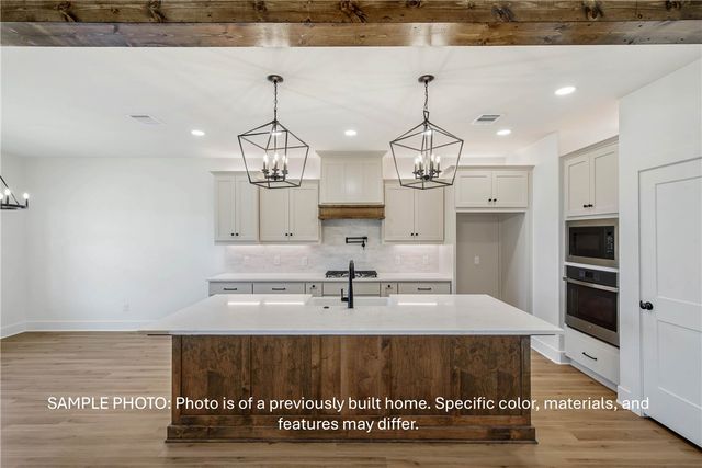 4026 Pacific Crest Way, Bryan, TX 77802