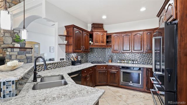 33 Stagecoach Lane, Fort Morgan, CO 80701