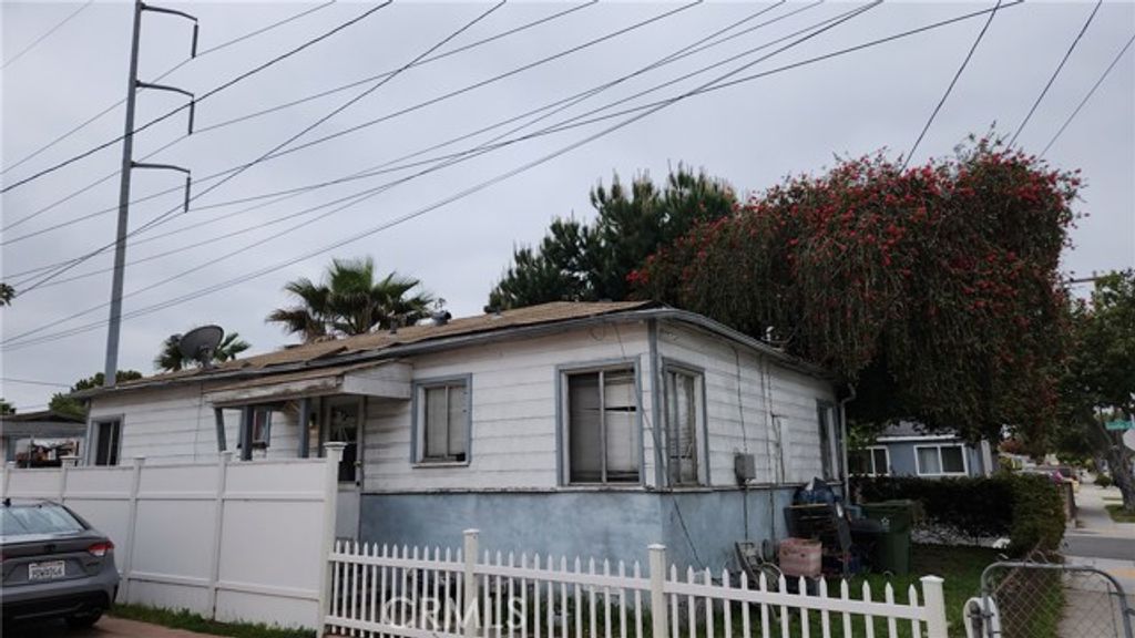 16202 Grevillea Avenue, Lawndale, CA 90260