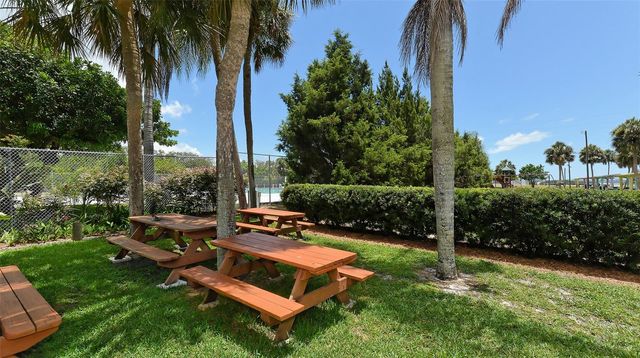 1554 PLEASANT ROAD J5, Bradenton, FL 34207