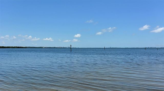 1554 PLEASANT ROAD J5, Bradenton, FL 34207