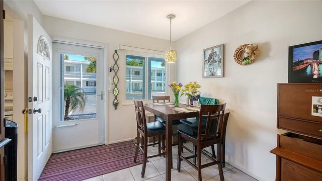 1554 PLEASANT ROAD J5, Bradenton, FL 34207