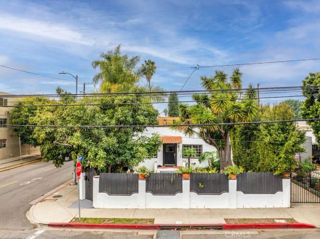 1301 Seward, Los Angeles, CA 90028