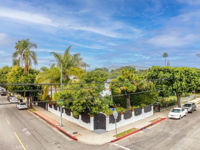 1301 Seward, Los Angeles, CA 90028