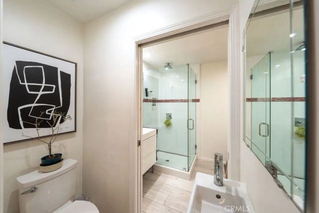 1301 Seward, Los Angeles, CA 90028