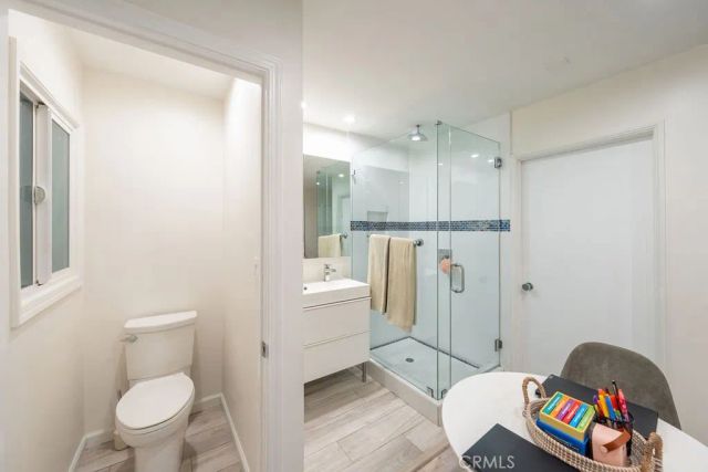 1301 Seward, Los Angeles, CA 90028