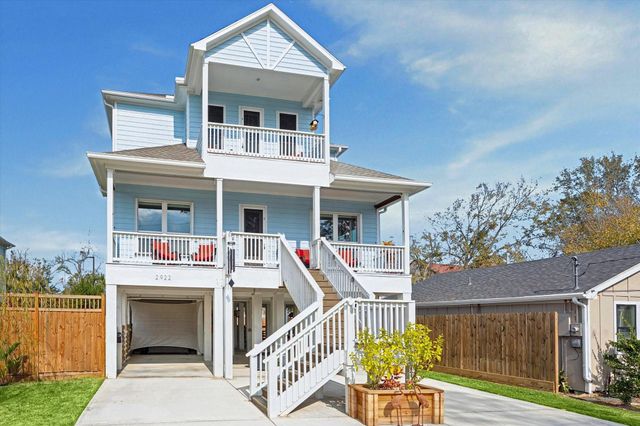 2922 Seargent Street, Seabrook, TX 77586