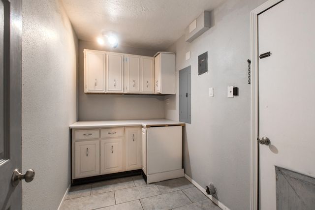 10520 Constitution Avenue NE, Albuquerque, NM 87112