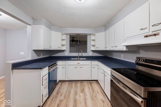 1517 W Us Highway 136, Crawfordsville, IN 47933