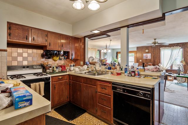 4539 Matthew Avenue, Roscoe, IL 61073