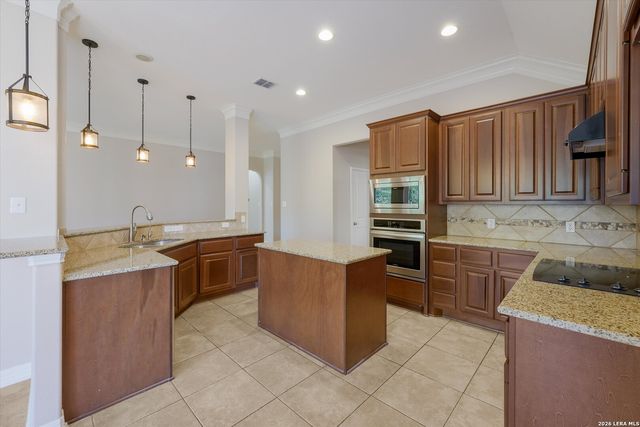 24018 Briarbrook Way, San Antonio, TX 78261