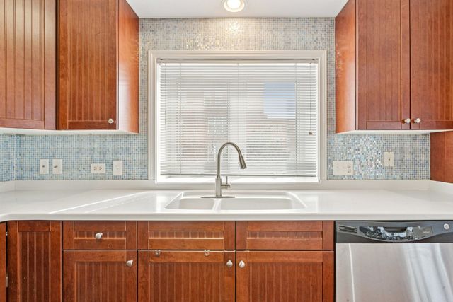 1277 E Thacker Street 303, Des Plaines, IL 60016