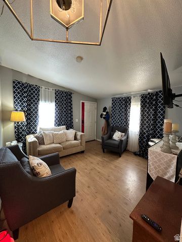 249 E BAIRD AVE, South Salt Lake, UT 84115