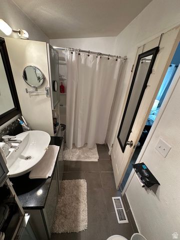 249 E BAIRD AVE, South Salt Lake, UT 84115