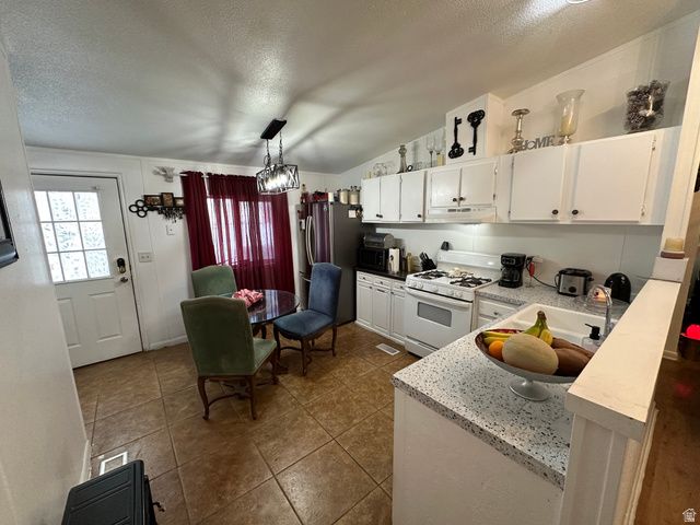 249 E BAIRD AVE, South Salt Lake, UT 84115