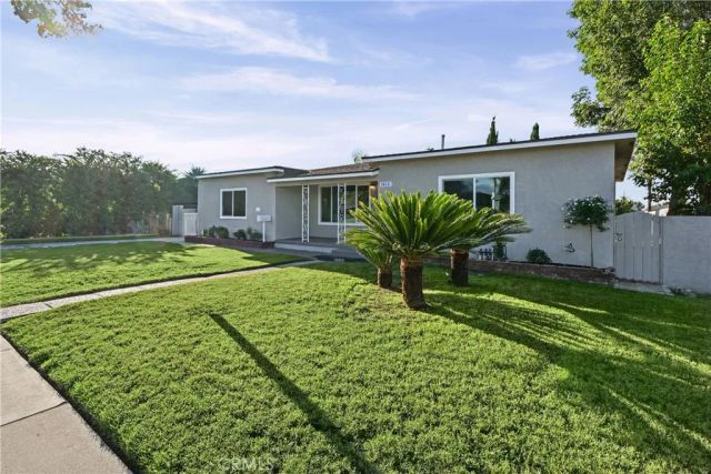1612 E Rowland, West Covina, CA 91791