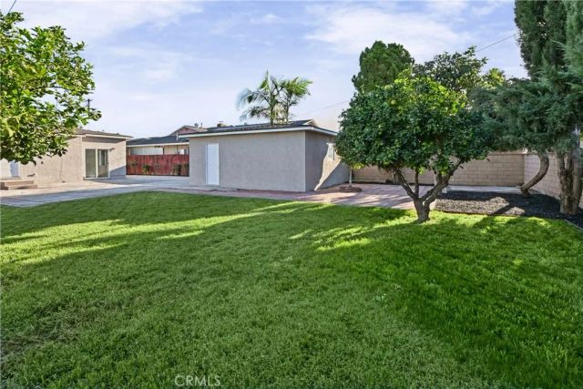 1612 E Rowland, West Covina, CA 91791