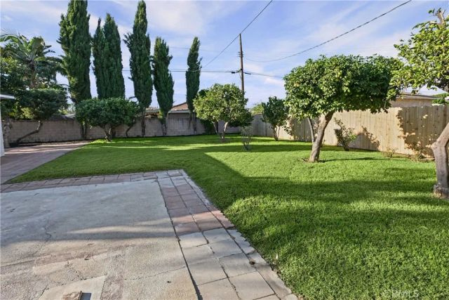 1612 E Rowland, West Covina, CA 91791