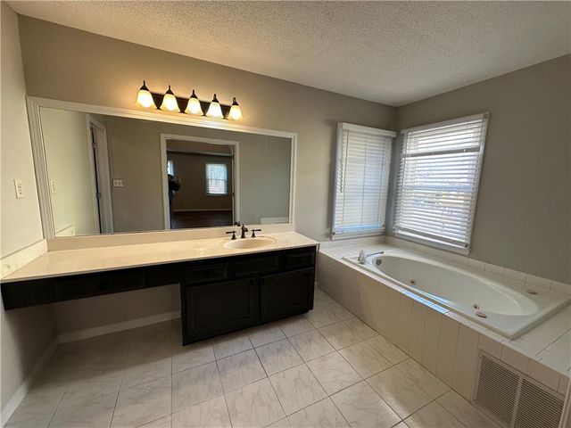 2881 Wynford SW Drive, Marietta, GA 30064