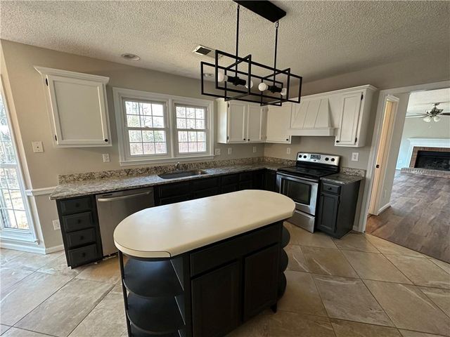 2881 Wynford SW Drive, Marietta, GA 30064