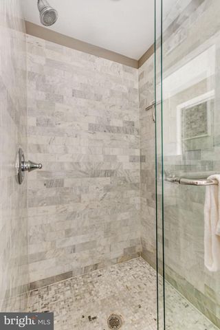 2034 EASTERN AVE, Baltimore, MD 21231