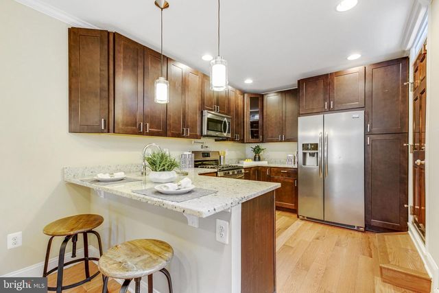 2034 EASTERN AVE, Baltimore, MD 21231