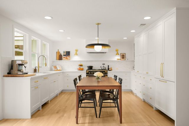 2010 Alegria RD, Austin, TX 78757