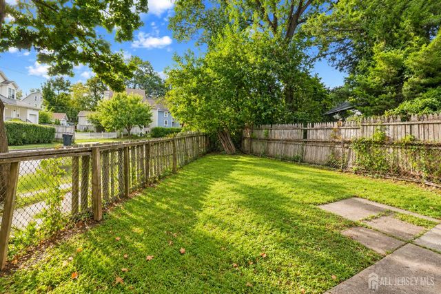 1337 S 2nd Street, Plainfield, NJ 07063