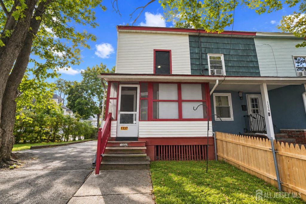 1337 S 2nd Street, Plainfield, NJ 07063