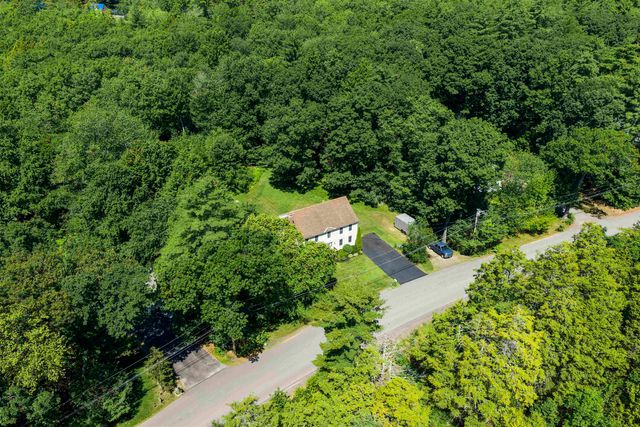 54 Beech Hill Road, Exeter, NH 03833