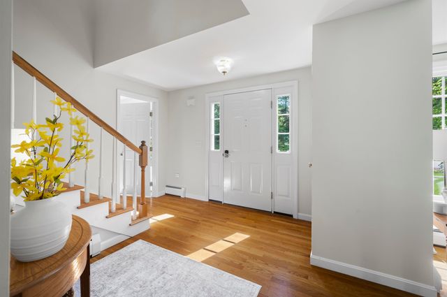 54 Beech Hill Road, Exeter, NH 03833