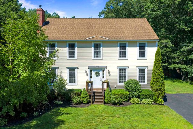 54 Beech Hill Road, Exeter, NH 03833