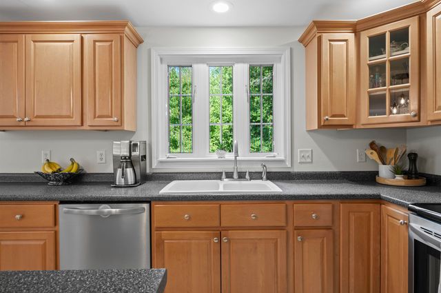 54 Beech Hill Road, Exeter, NH 03833