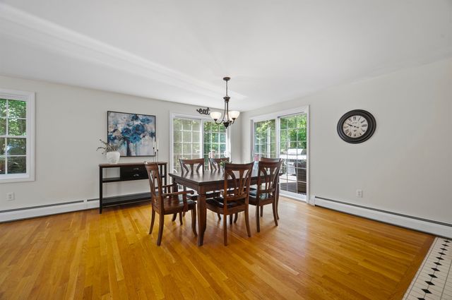 54 Beech Hill Road, Exeter, NH 03833