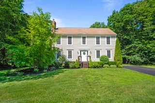 54 Beech Hill Road, Exeter, NH 03833