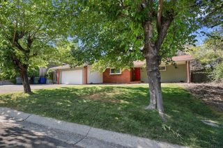 2920 Pioneer Drive, Redding, CA 96001