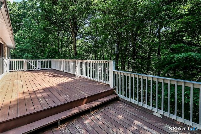 23 Cedar Hill Road, Newtown, CT 06470