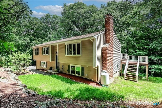 23 Cedar Hill Road, Newtown, CT 06470