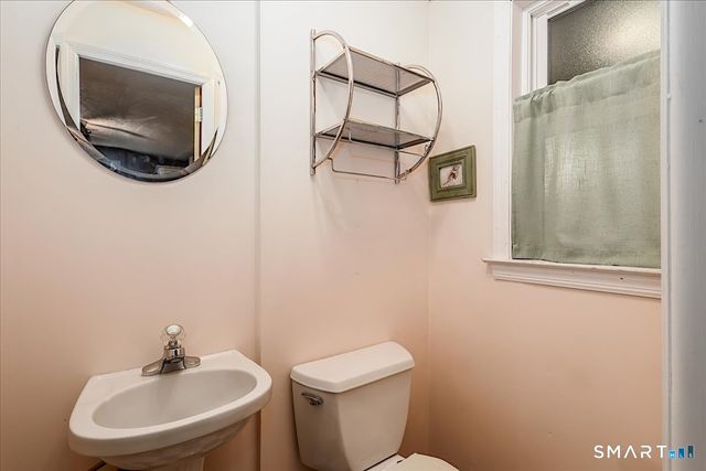 23 Cedar Hill Road, Newtown, CT 06470